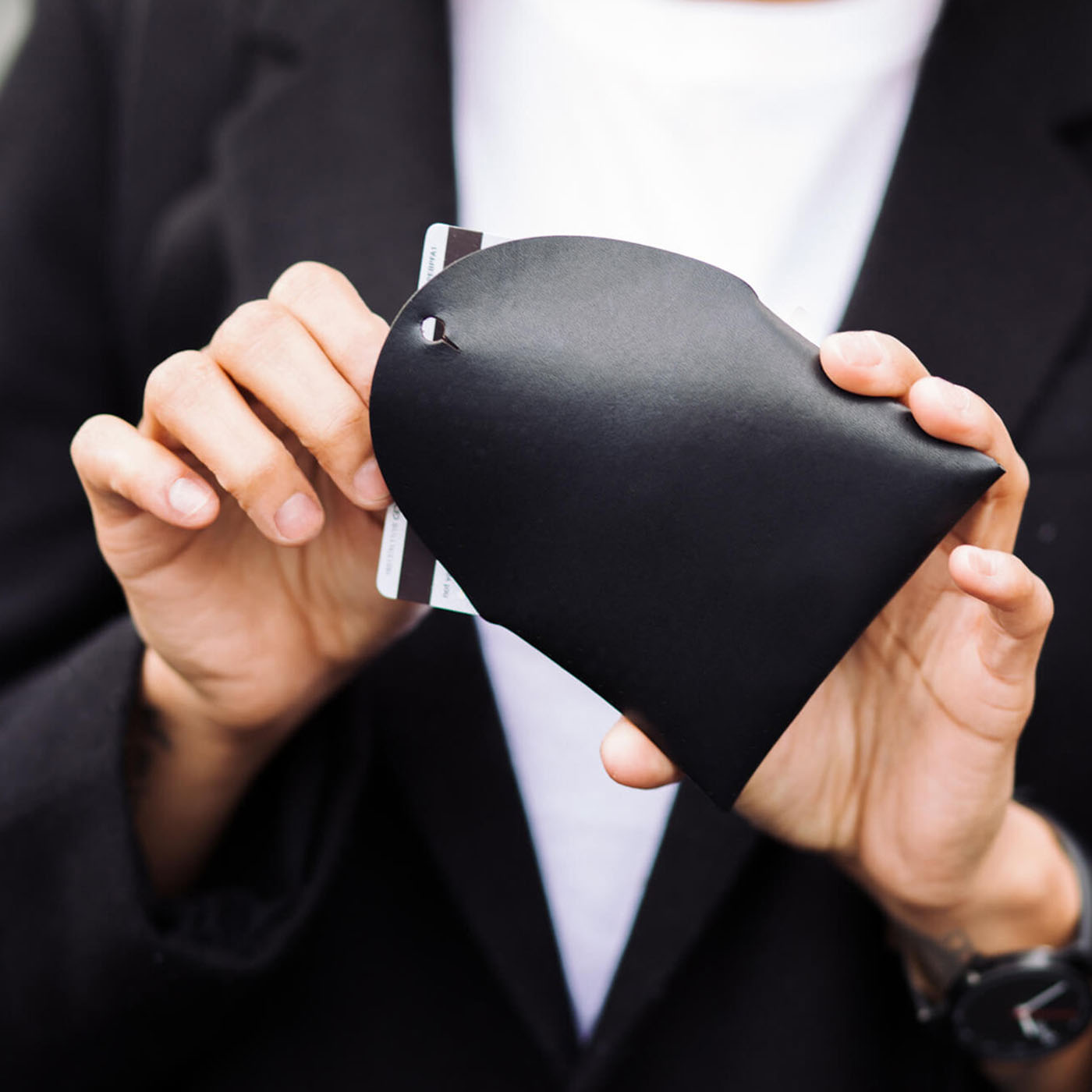 Pouch in black leather